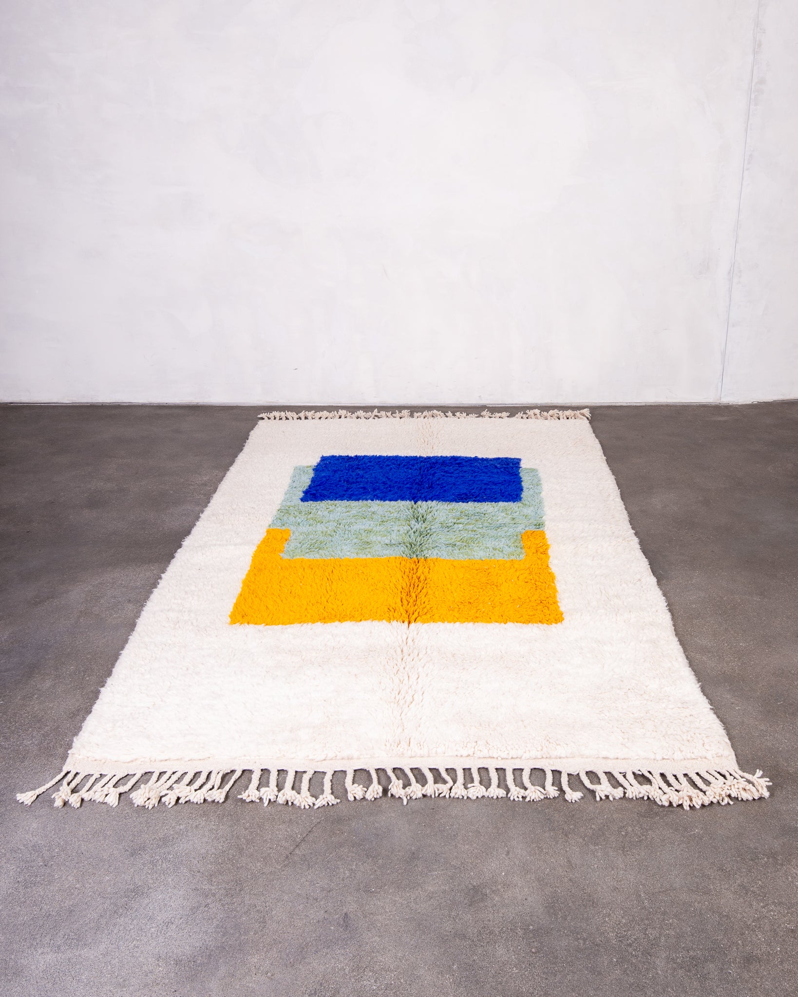 Modern designer handcrafted Berber rug from morocco Beniourain with beautiful colors and patterns